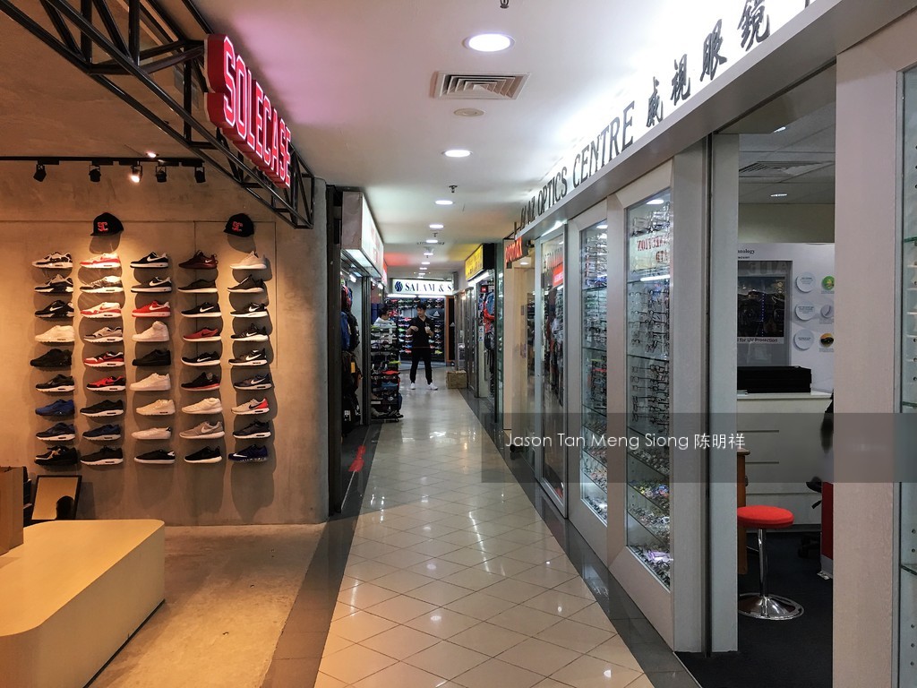 Queensway Shopping Centre (D3), Retail #141259302